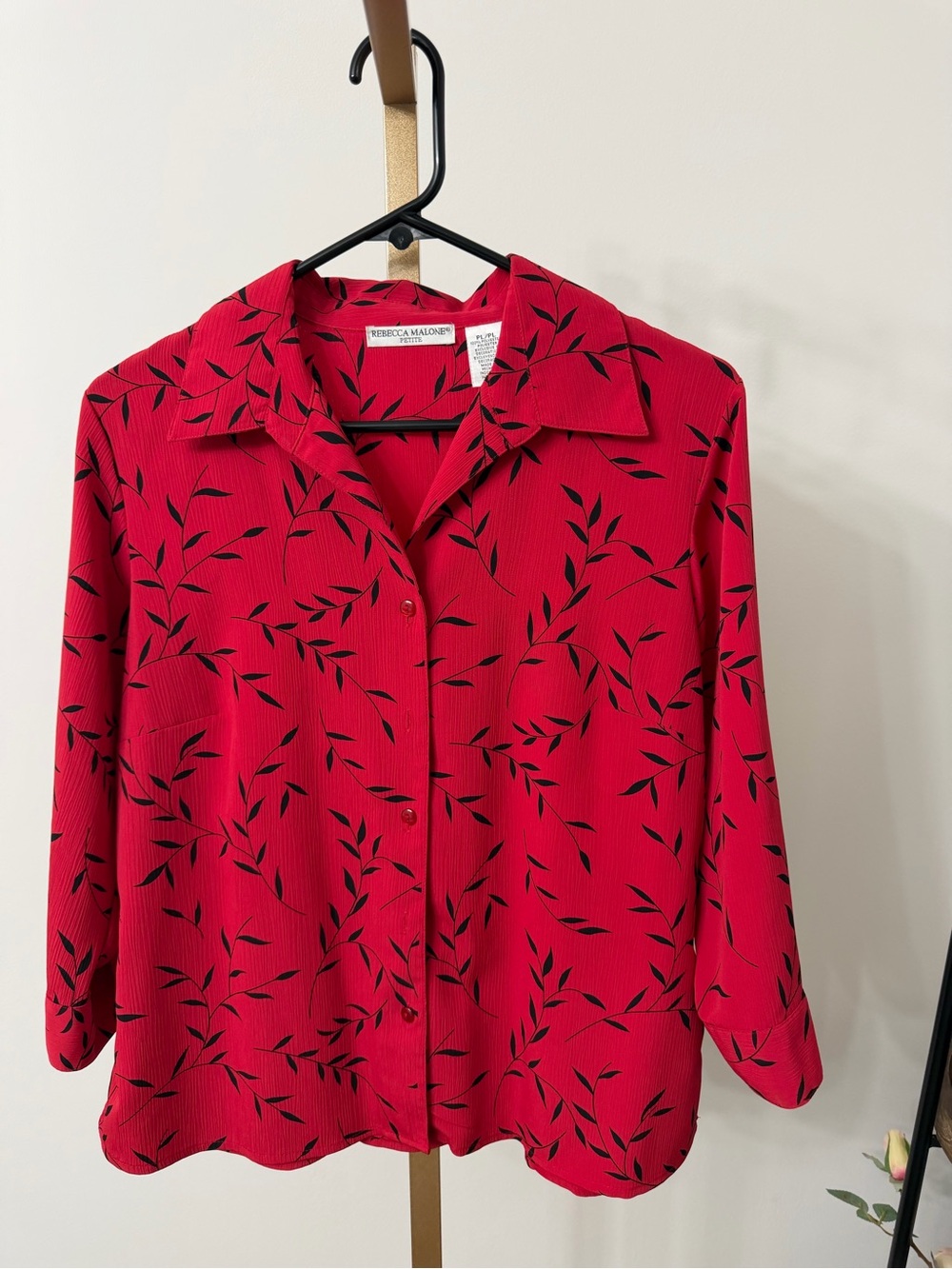 Rebecca Malone Red Button-Front Blouse with Black Leaf Print